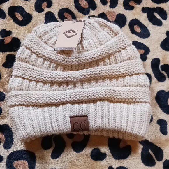NWT C.c Beanie - Picture 1 of 4